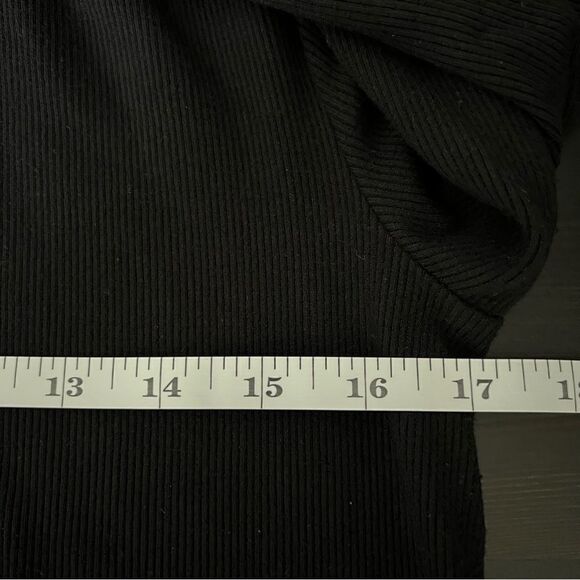 Guess Sweater Womens Small Black Rib-Knit Long Sleeve Turtle Neck Viscose Blend - Picture 12 of 13